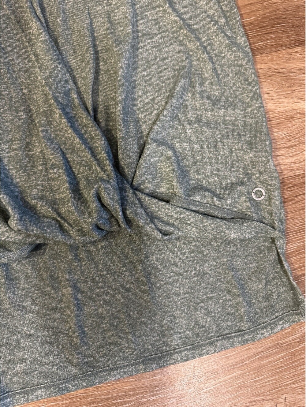 Calvin Klein Women's Green Heathered V-Neck Twist Front Stretch Tee M - Picture 2 of 4